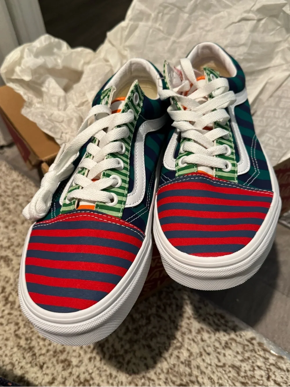 Vans unisex Multi-Stripe Old Skool Sneakers - Red, Green, Navy, Yellow - Picture 3 of 5